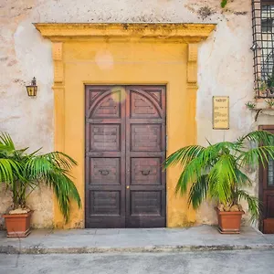 Bed & Breakfast Palazzo Cuto